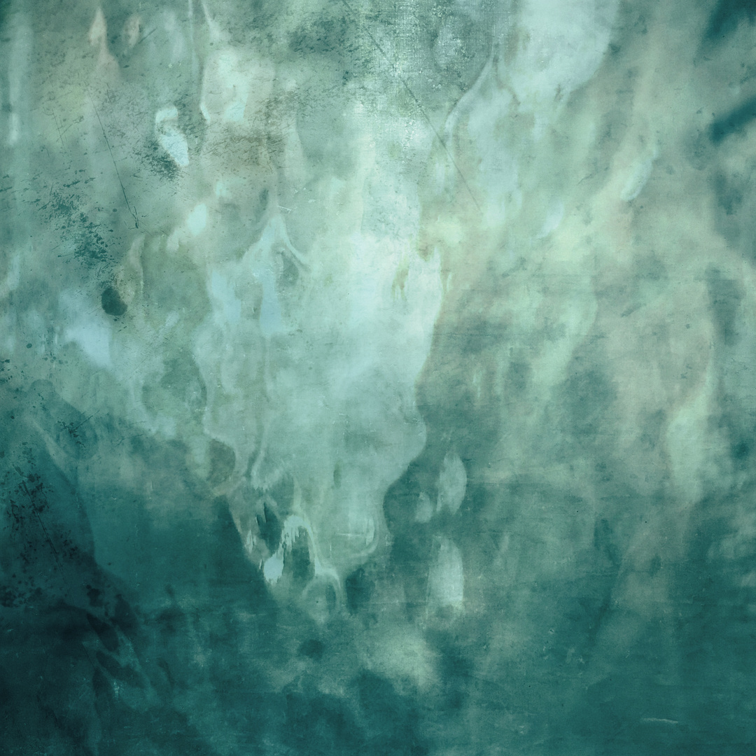 Sea Green Murky Atmosphere with Ombre Effect
